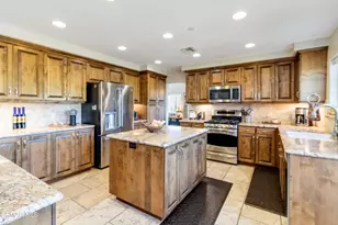 1308 Gonzales Rd, Simi Valley, CA 93063 - Photo 15