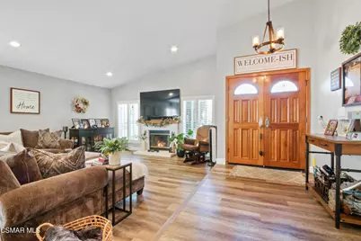 2679 Velma Court, Simi Valley, CA 93065 - Photo 3