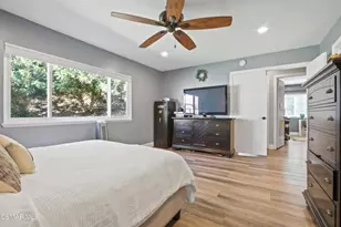 2679 Velma Ct, Simi Valley, CA 93065 - Photo 11