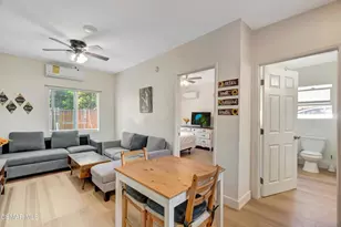 8225 Fallbrook Ave, West Hills, CA 91304 - Photo 29