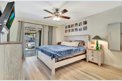 8225 Fallbrook Avenue, West Hills, CA 91304 - Photo 33