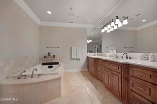 6805 Aviano Dr, Camarillo, CA 93012 - Photo 53