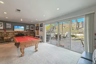 181 W Avenida De Las Flores, Thousand Oaks, CA 91360 - Photo 21