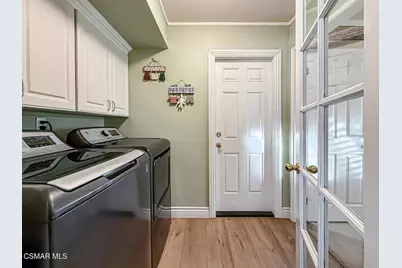 181 W Avenida De Las Flores, Thousand Oaks, CA 91360 - Photo 33