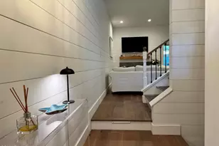 3071 E Hillcrest Dr, Westlake Village, CA 91362 - Photo 3