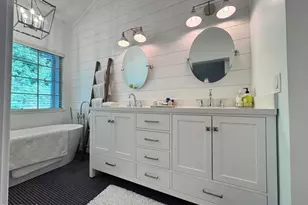 3071 E Hillcrest Dr, Westlake Village, CA 91362 - Photo 21