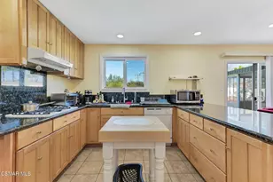 417 W Columbia Rd, Thousand Oaks, CA 91360 - Photo 13