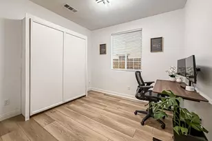 335 Fraser, Camarillo, CA 93012 - Photo 35