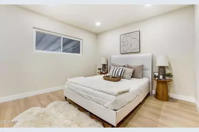 10137 Lanark Street, Los Angeles, CA 91352 - Photo 9