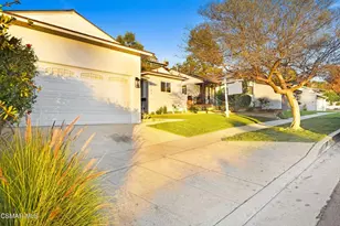 10137 Lanark St, Los Angeles, CA 91352 - Photo 3