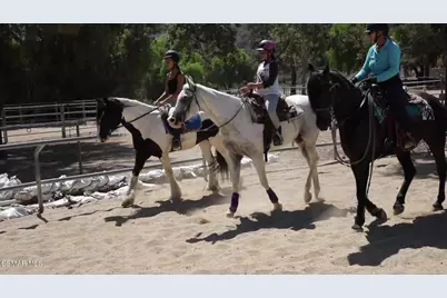 1756 Sunnydale Avenue, Simi Valley, CA 93065 - Photo 75