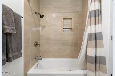 4811 Avedon Road, Moorpark, CA 93021 - Photo 27