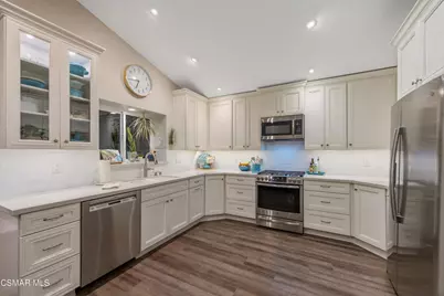 2920 Hyacinth Court, Thousand Oaks, CA 91360 - Photo 39