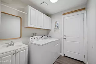 2920 Hyacinth Ct, Thousand Oaks, CA 91360 - Photo 23