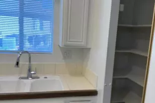 2073 Calle La Sombra, Simi Valley, CA 93063 - Photo 5