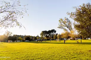 28854 Conejo View Dr, Agoura Hills, CA 91301 - Photo 37