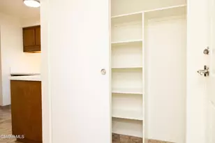 28854 Conejo View Dr, Agoura Hills, CA 91301 - Photo 13