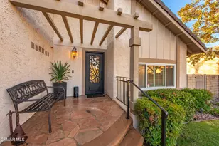 3177 Hidden Creek Ave, Thousand Oaks, CA 91360 - Photo 5