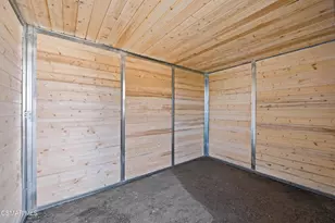 952 Carefree Dr, Simi Valley, CA 93065 - Photo 45