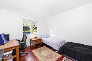 952 Carefree Dr, Simi Valley, CA 93065 - Photo 23