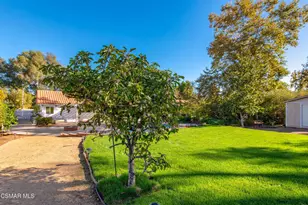 952 Carefree Dr, Simi Valley, CA 93065 - Photo 51