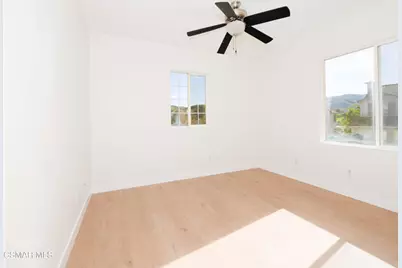 185 Laurel Wood Court, Simi Valley, CA 93065 - Photo 23