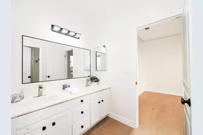 185 Laurel Wood Court, Simi Valley, CA 93065 - Photo 29