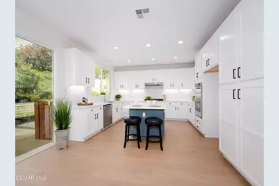 185 Laurel Wood Court, Simi Valley, CA 93065 - Photo 15