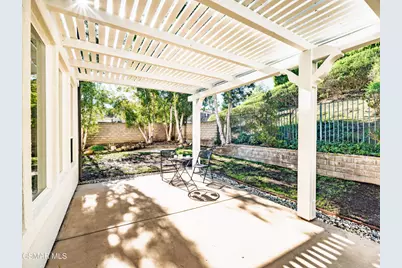 185 Laurel Wood Court, Simi Valley, CA 93065 - Photo 39