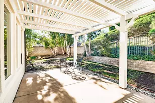 185 Laurel Wood Ct, Simi Valley, CA 93065 - Photo 39