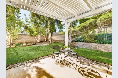 185 Laurel Wood Court, Simi Valley, CA 93065 - Photo 45