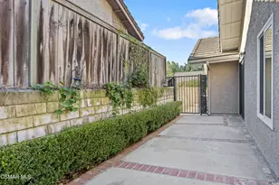 32 Herringbone Ct, Newbury Park, CA 91320 - Photo 25