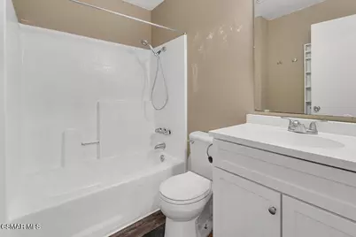 110 Maegan Place #13, Thousand Oaks, CA 91362 - Photo 17