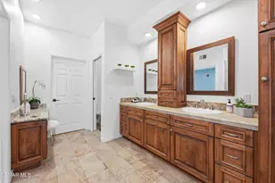 2810 Rikkard Dr, Thousand Oaks, CA 91362 - Photo 29
