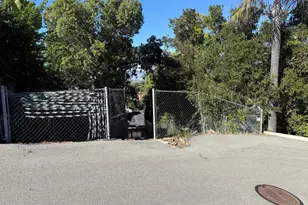 1324 Rudolph Dr, Newbury Park, CA 91320 - Photo 55