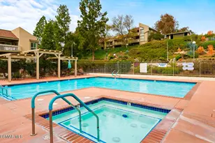 245 Oak Leaf Dr, Thousand Oaks, CA 91360 - Photo 41