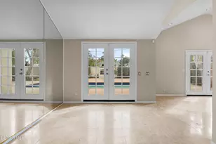 17400 Hemmingway St, Northridge, CA 91325 - Photo 7