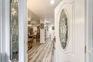 19337 Oak Plaza Ct, Newhall, CA 91321 - Photo 7