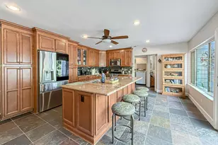 2189 Latham St, Simi Valley, CA 93065 - Photo 11