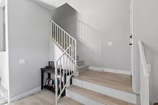 378 Westlake Vista Ln, Thousand Oaks, CA 91362 - Photo 13