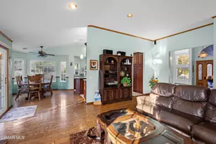 1399 N Lafitte Dr, Oak Park, CA 91377 - Photo 15