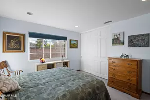 1399 N Lafitte Dr, Oak Park, CA 91377 - Photo 31