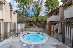 28915 Thousand Oaks Blvd, Agoura Hills, CA 91301 - Photo 25