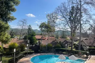 74 Rosehedge Ln, Oak Park, CA 91377 - Photo 3