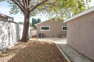 441 Houston Dr, Thousand Oaks, CA 91360 - Photo 31