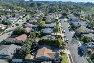 896 Moffatt Cir, Simi Valley, CA 93065 - Photo 51