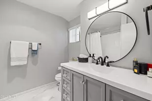 5204 Columbus Pl, Oxnard, CA 93033 - Photo 11