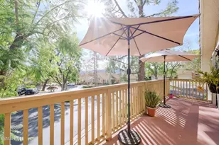 6435 Winona Ct, Oak Park, CA 91377 - Photo 19