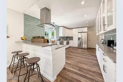 176 W Gainsborough Road, Thousand Oaks, CA 91360 - Photo 5