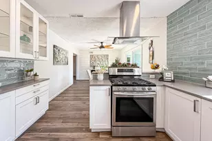 176 W Gainsborough Rd, Thousand Oaks, CA 91360 - Photo 29